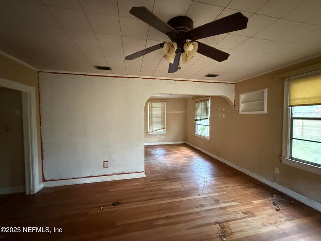 4051 MYRA Street, Jacksonville, FL 32205