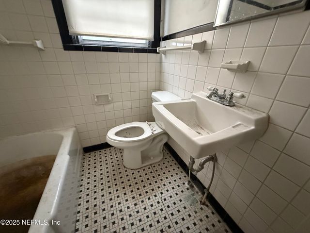 4051 MYRA Street, Jacksonville, FL 32205