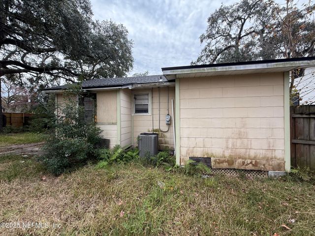 4051 MYRA Street, Jacksonville, FL 32205