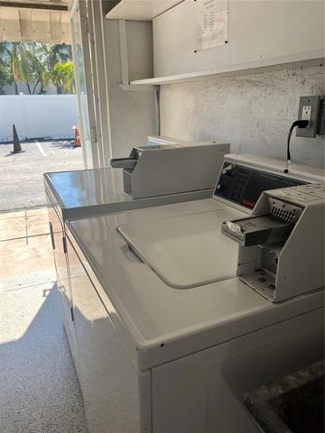 1315 N Ocean Drive 205, Hollywood, FL 33019