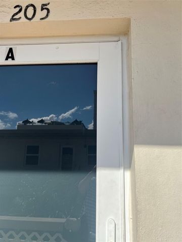 1315 N Ocean Drive 205, Hollywood, FL 33019