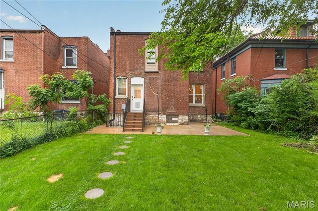 6122 McPherson Avenue, St Louis, MO 63112