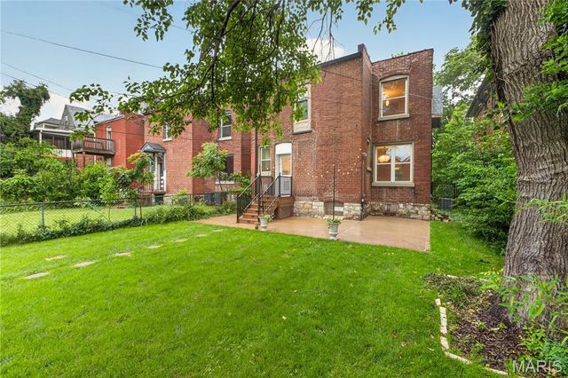 6122 McPherson Avenue, St Louis, MO 63112