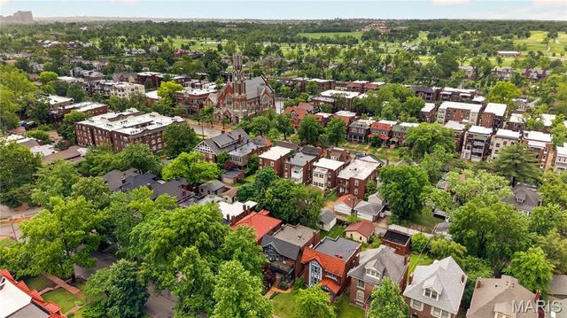 6122 McPherson Avenue, St Louis, MO 63112
