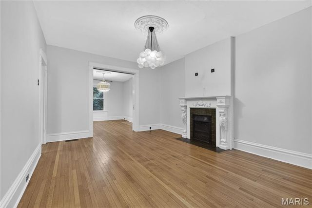 6122 McPherson Avenue, St Louis, MO 63112