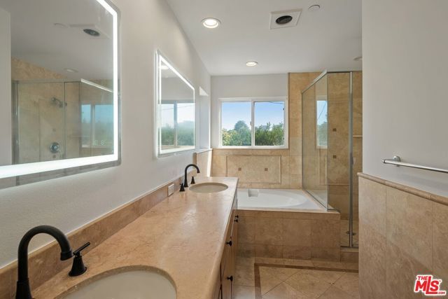 1107 Princeton Street 105, Santa Monica, CA 90403