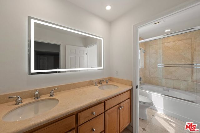 1107 Princeton Street 105, Santa Monica, CA 90403