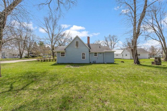 1031 Vine Street, Wisconsin Dells, WI 53965