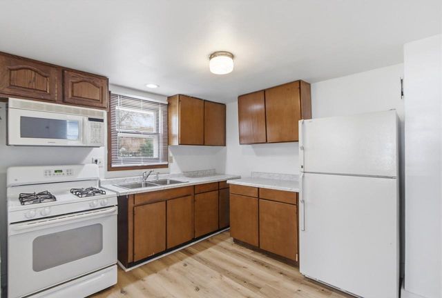 1031 Vine Street, Wisconsin Dells, WI 53965