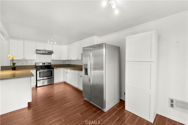1 Cresta Verde Drive, Rolling Hills Estates, CA 90274