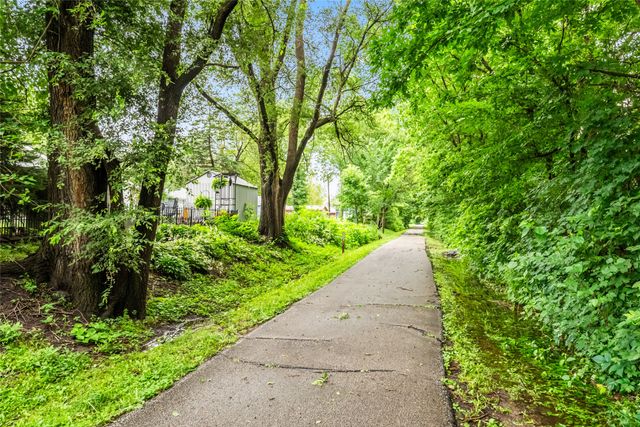 1515 Chance Court, Adel, IA 50003