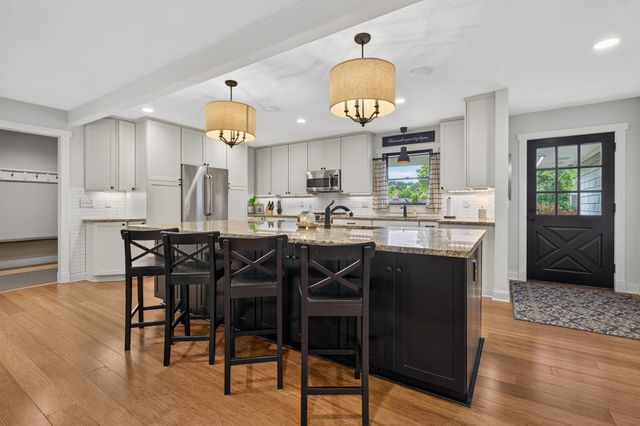 10351 Wildwood Circle, Bloomington, MN 55437