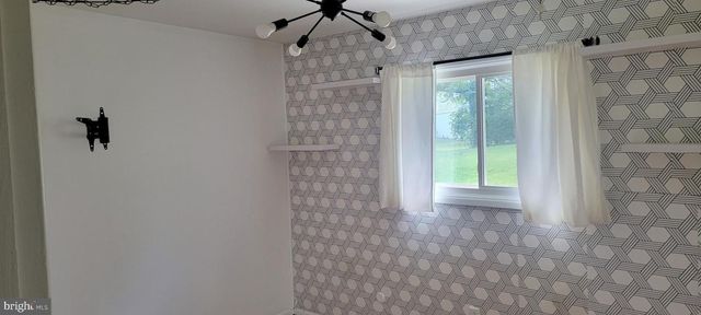 765 MEADOWBROOK RD, Morgantown, WV 26505