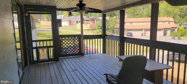 765 MEADOWBROOK RD, Morgantown, WV 26505