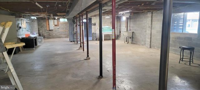 765 MEADOWBROOK RD, Morgantown, WV 26505