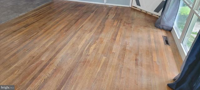 765 MEADOWBROOK RD, Morgantown, WV 26505