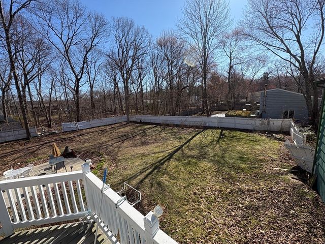 6 Alden Ave E, Randolph, MA 02368