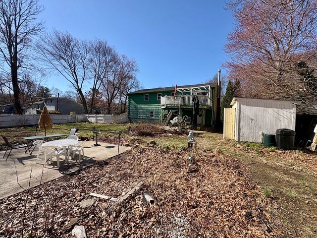 6 Alden Ave E, Randolph, MA 02368