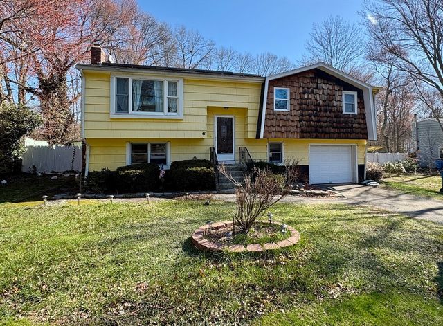 6 Alden Ave E, Randolph, MA 02368