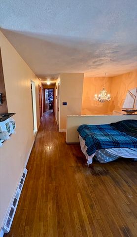 6 Alden Ave E, Randolph, MA 02368