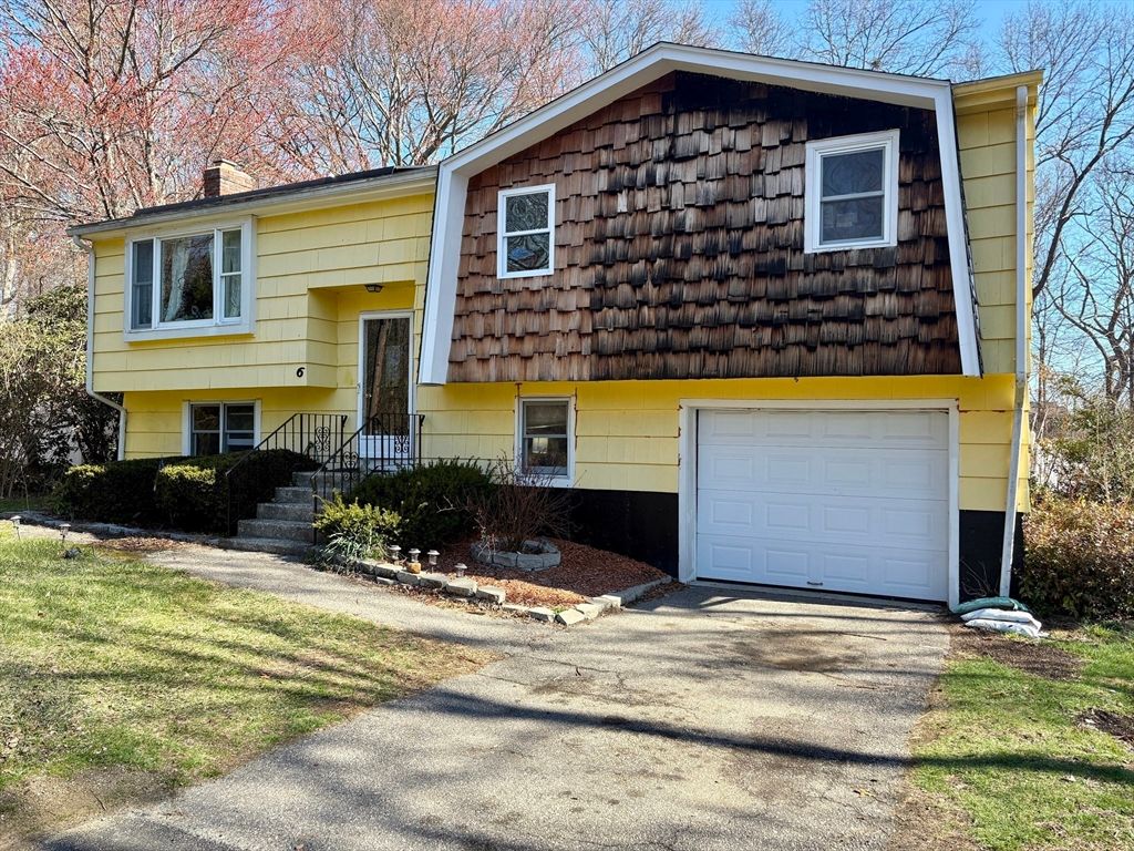 6 Alden Ave E, Randolph, MA 02368