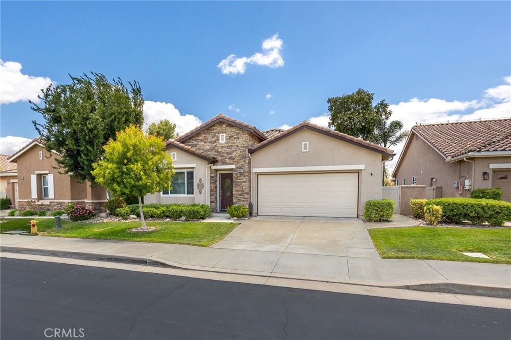 Image 2 of property listing at 28407 Long Meadow, Menifee, CA 92584