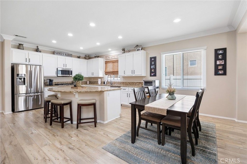 Image 7 of property listing at 28407 Long Meadow, Menifee, CA 92584