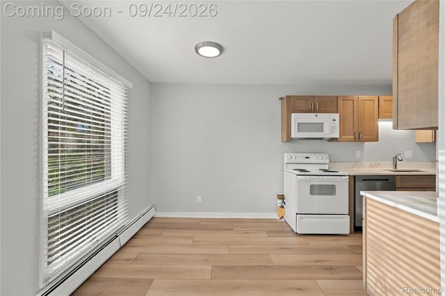 1565 Cherboneau Place 50, Detroit, MI 48207