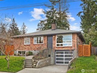 7541 32nd Avenue NE, Seattle, WA 98115
