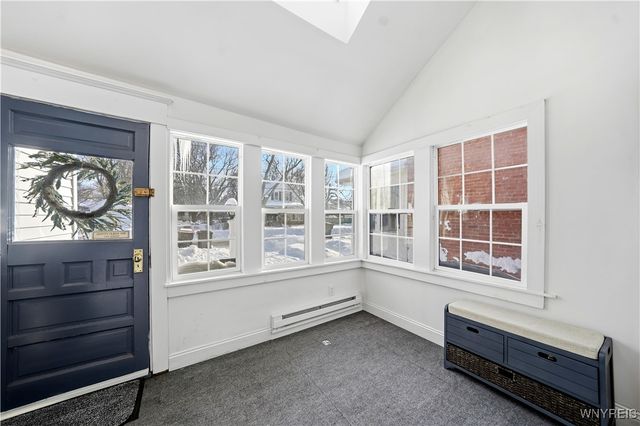 12 Livingston Street, Lancaster, NY 14086