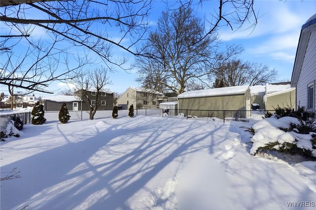 12 Livingston Street, Lancaster, NY 14086