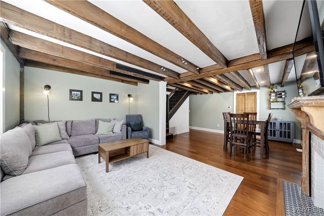 12 Livingston Street, Lancaster, NY 14086