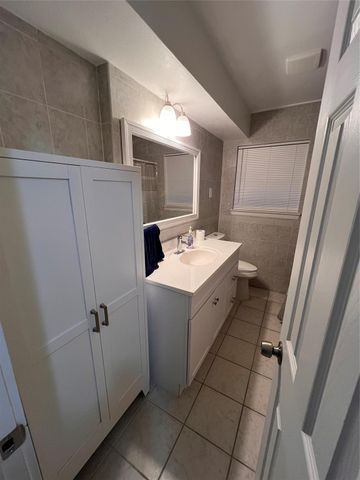 319 Bellmar Drive, Houston, TX 77037