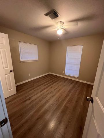 319 Bellmar Drive, Houston, TX 77037