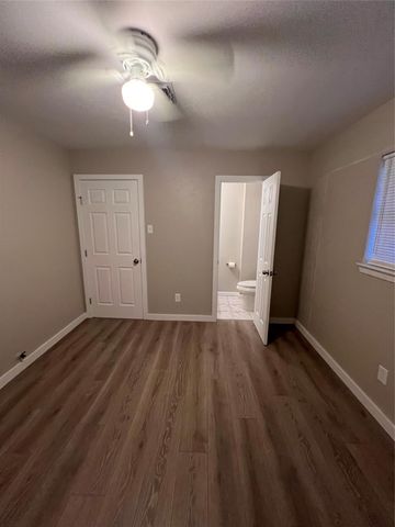 319 Bellmar Drive, Houston, TX 77037