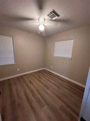 319 Bellmar Drive, Houston, TX 77037