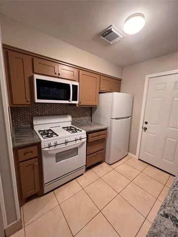 319 Bellmar Drive, Houston, TX 77037