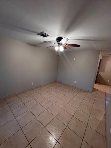 319 Bellmar Drive, Houston, TX 77037