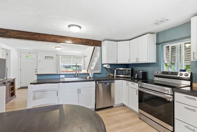 2211 E CENTRAL Ave, Spokane, WA 99208