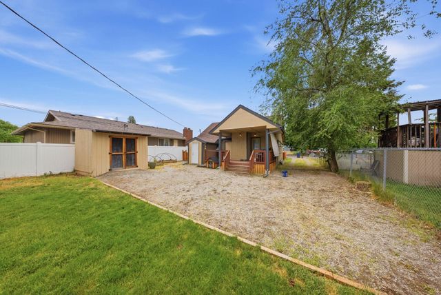 2211 E CENTRAL Ave, Spokane, WA 99208