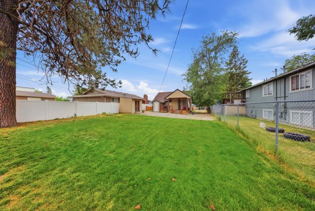 2211 E CENTRAL Ave, Spokane, WA 99208