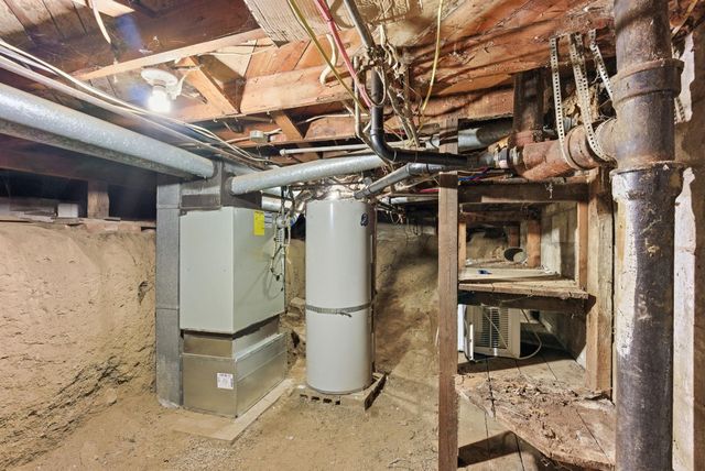 2211 E CENTRAL Ave, Spokane, WA 99208