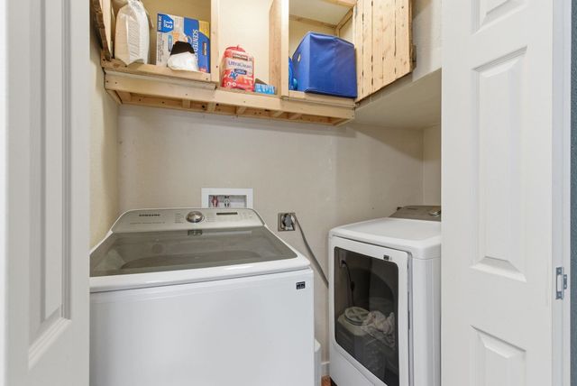 2211 E CENTRAL Ave, Spokane, WA 99208