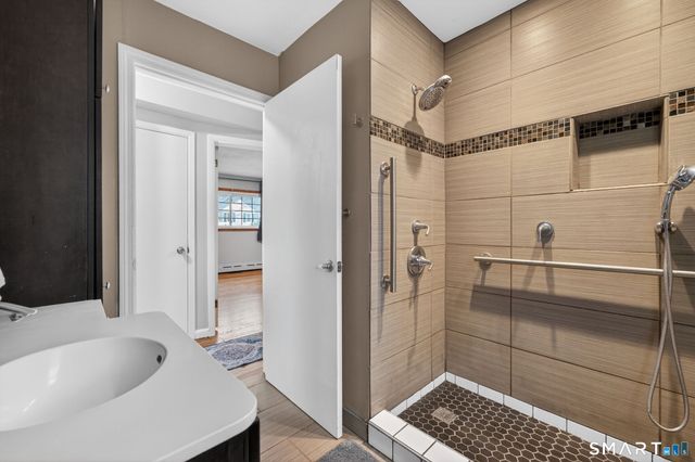 36 Westridge Road, New London, CT 06320