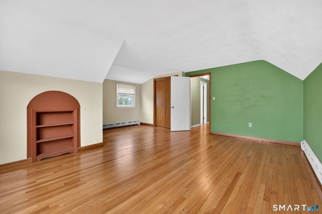 36 Westridge Road, New London, CT 06320