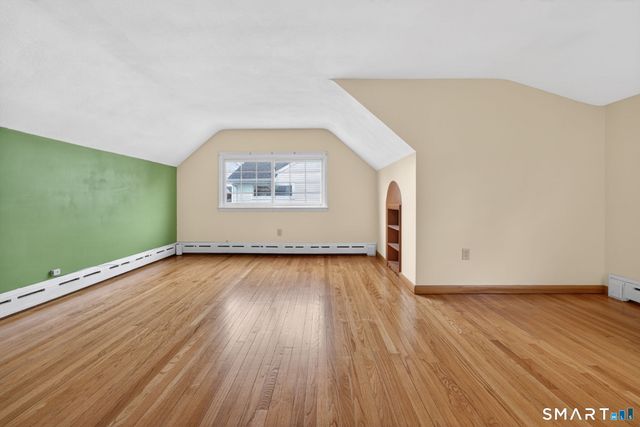 36 Westridge Road, New London, CT 06320