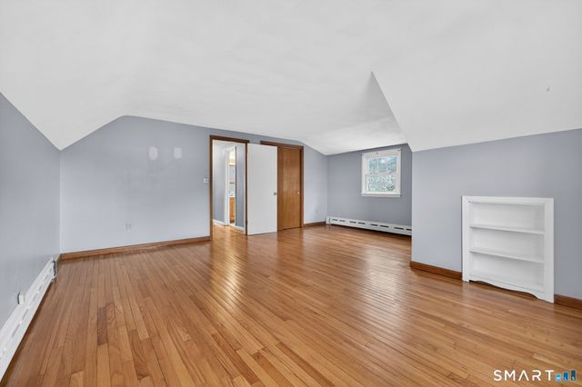 36 Westridge Road, New London, CT 06320