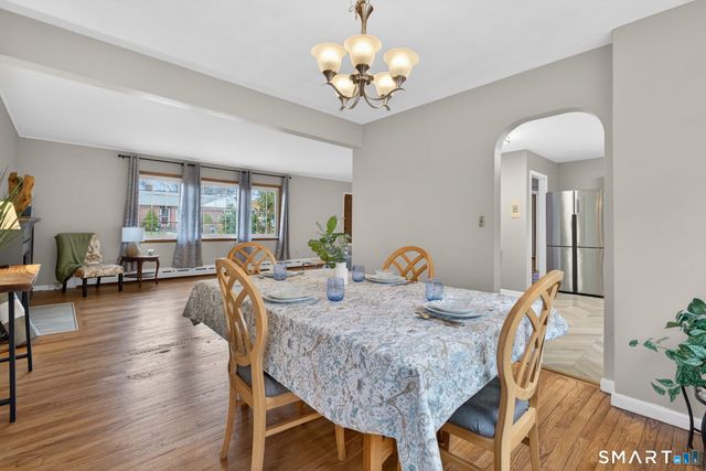 36 Westridge Road, New London, CT 06320