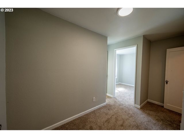 233 JOHANNESON CREEK Rd, Reedsport, OR 97467