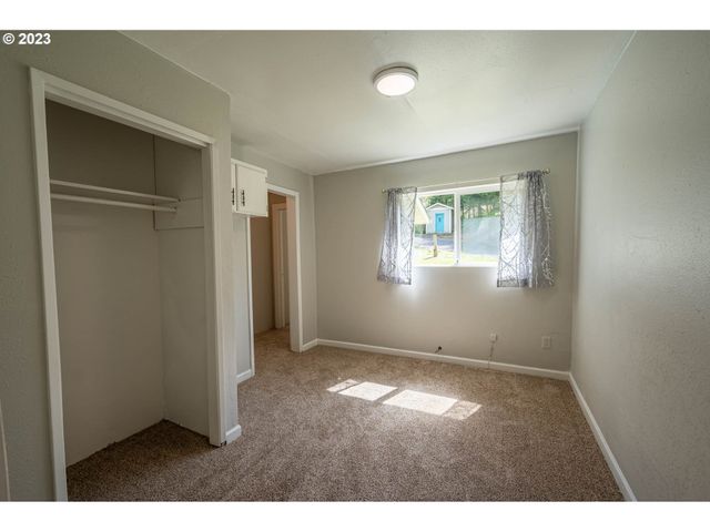 233 JOHANNESON CREEK Rd, Reedsport, OR 97467